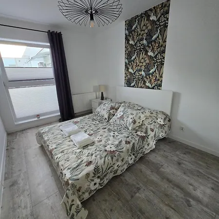 Bytkowska 103 *